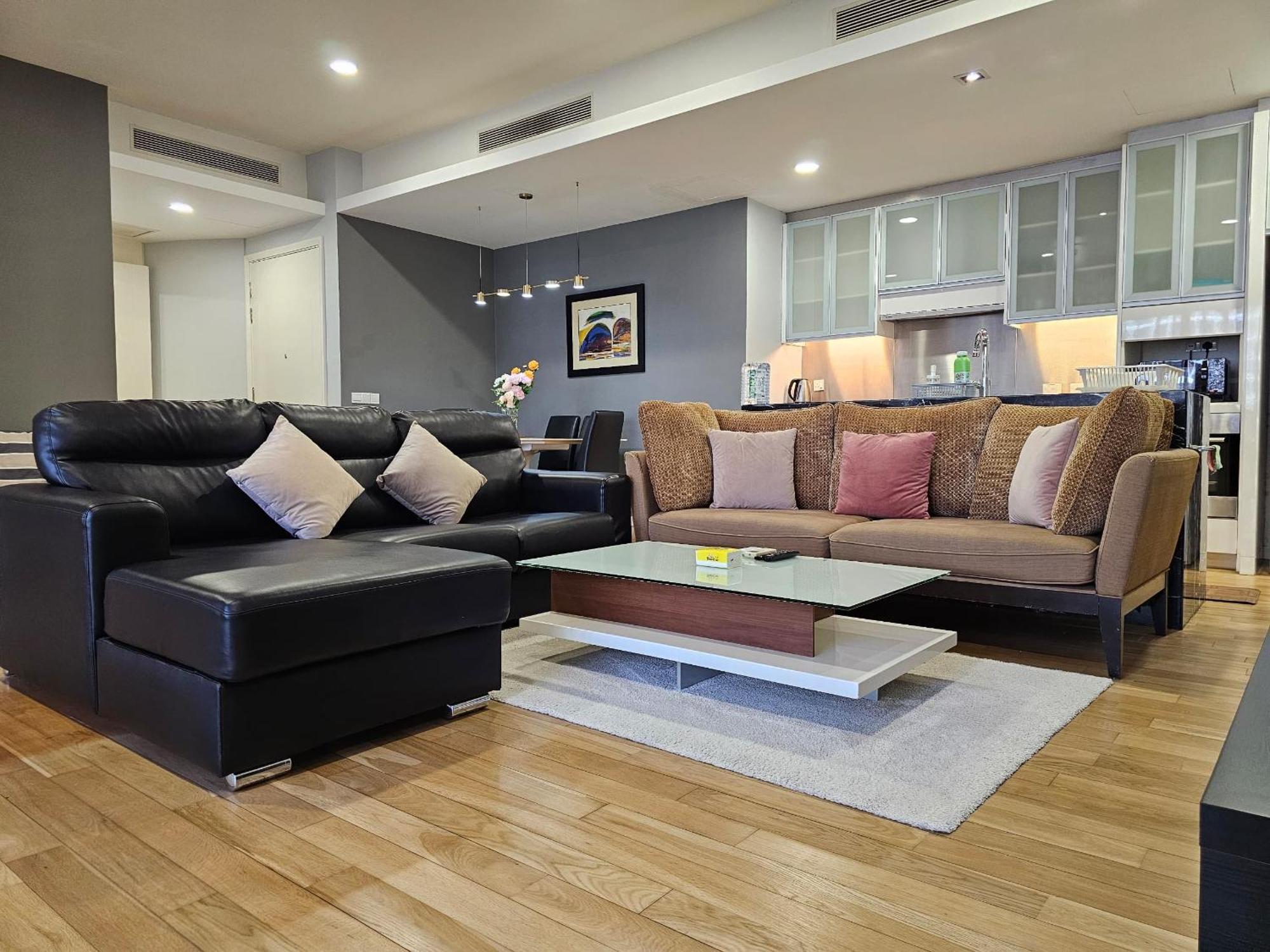 Pangsapuri St Mary Klcc 3br6pax Twin Towers View